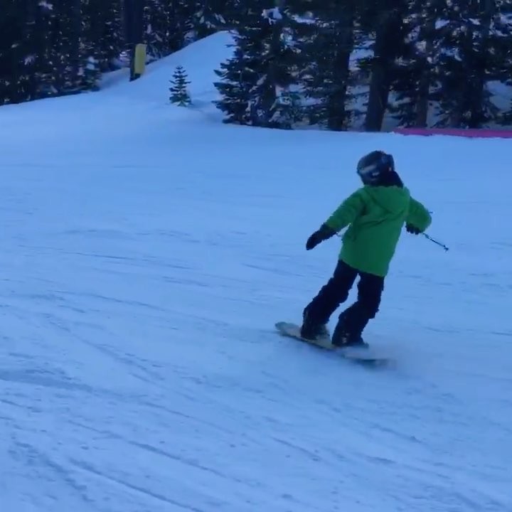 Snowboarding at mammoth
@mikerebello @robngordon @robbygordon @sarahwolterman @...